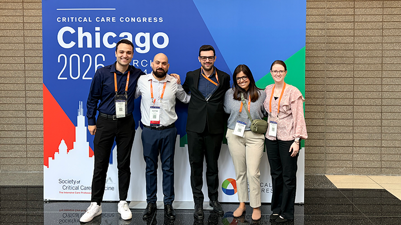 Department faculty and fellows at SCCM conference